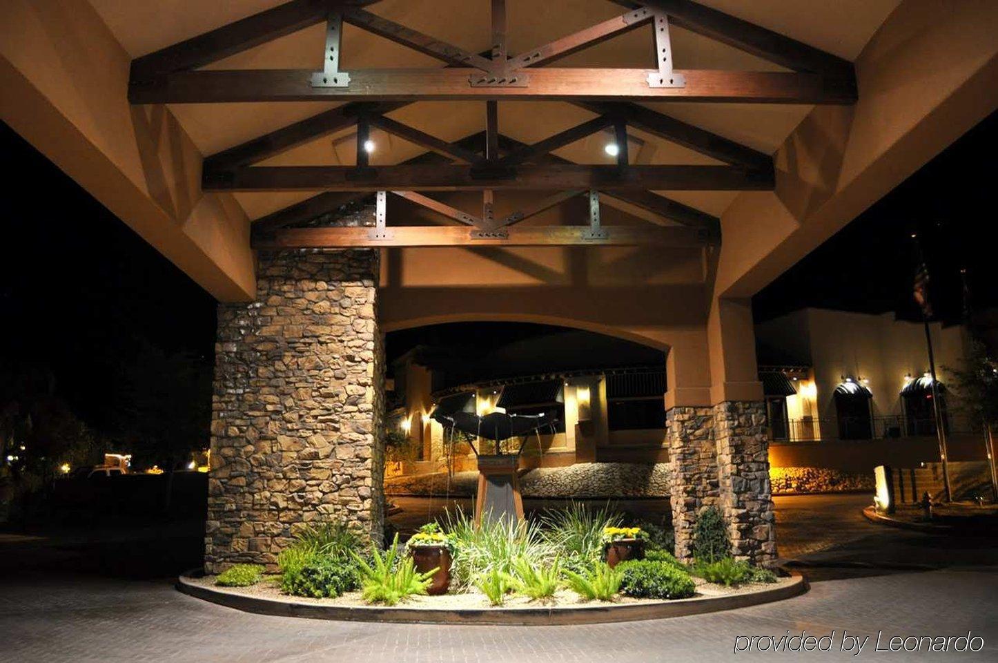 Embassy Suites Tucson - Paloma Village Extérieur photo